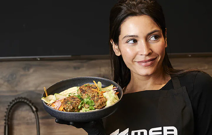 Exploring healthy fats: types, advantages, and ways to include them in your daily meals.